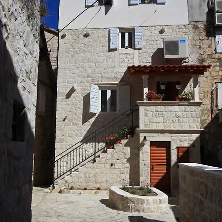 Kapar - Sufit Apartmán Trogir